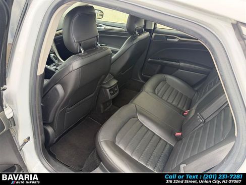 Used 2014 Ford Fusion SE w/ Equipment Group 202A FWD image 22