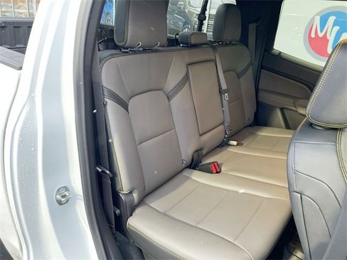 Certified 2025 Chevrolet Colorado ZR2 w/ Technology Package image 27