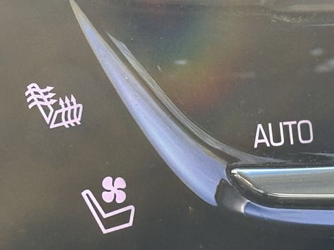 Used 2017 Cadillac XTS Luxury image 20