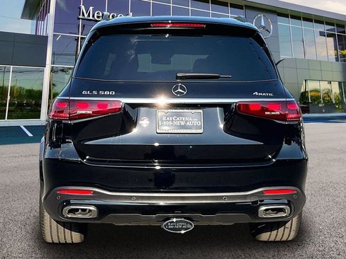Certified 2024 Mercedes-Benz GLS 580 4MATIC image 4