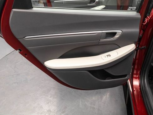 Certified 2023 Hyundai Sonata Limited w/ Cargo Package image 27