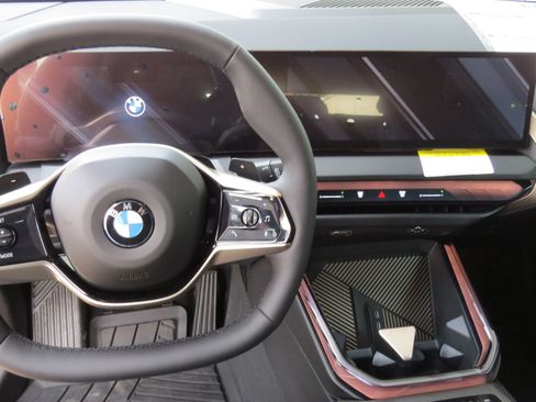 New 2025 BMW X3 xDrive30i w/ Convenience Package image 14