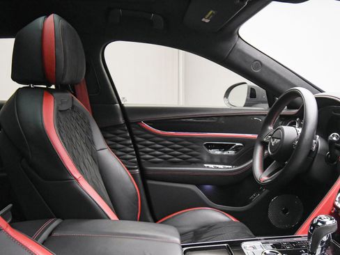 Certified 2023 Bentley Flying Spur W12 image 50