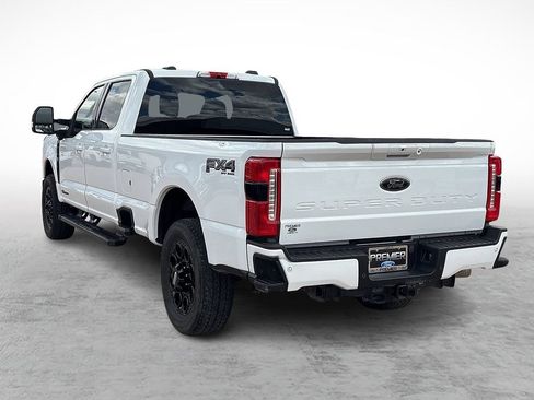 Used 2025 Ford F250 XLT w/ Black Appearance Package AWD/4WD image 8