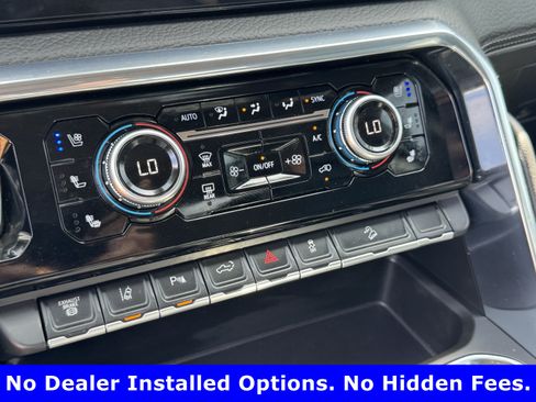 Used 2025 GMC Sierra 2500 Denali AWD/4WD image 19