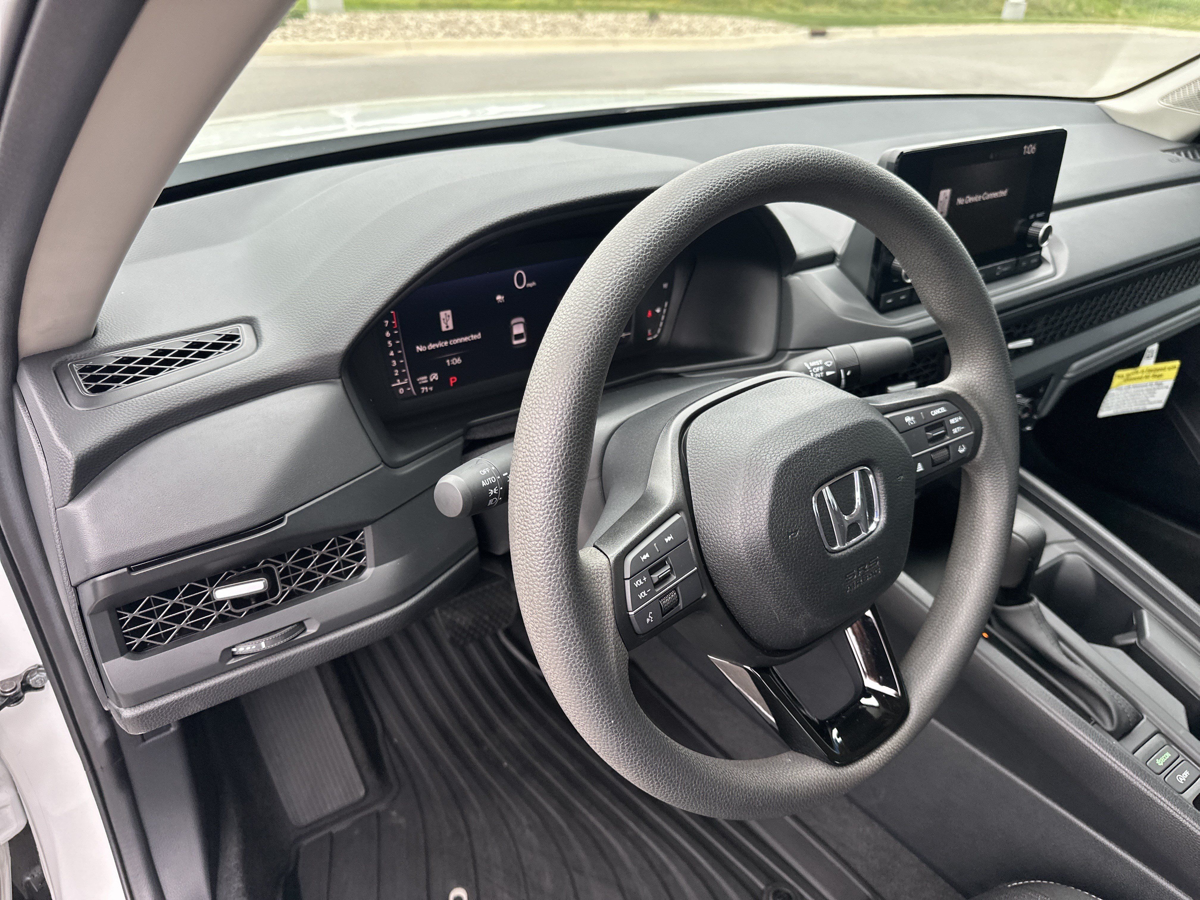Certified 2025 Honda Accord SE image 11