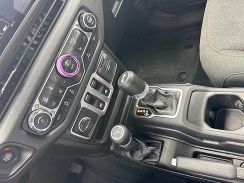 Used 2024 Jeep Wrangler Sport AWD/4WD image 23