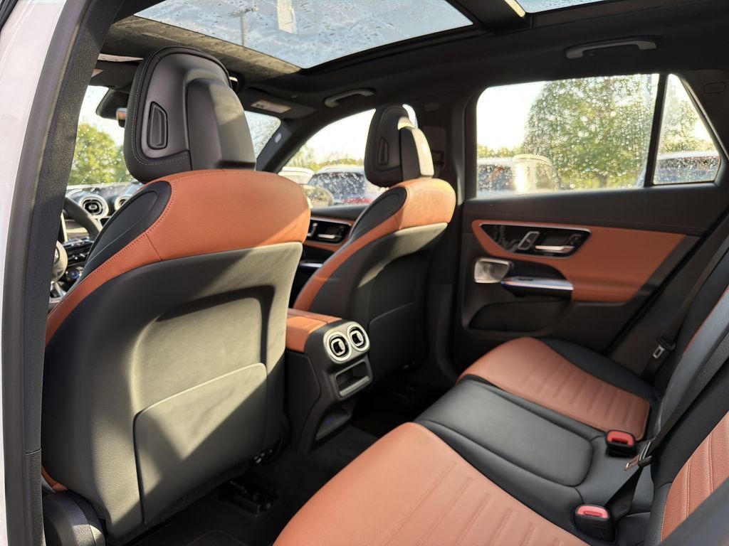 New 2026 Mercedes-Benz GLC 43 AMG 4MATIC image 12