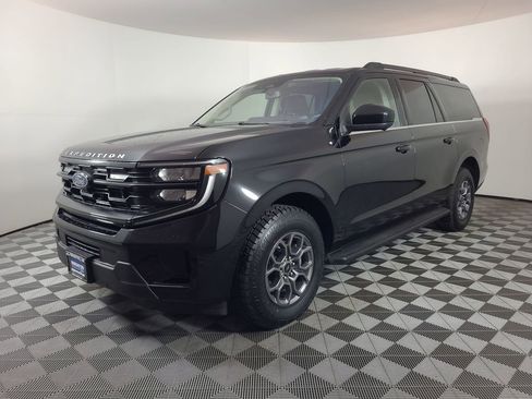 Used 2025 Ford Expedition Max Active image 7