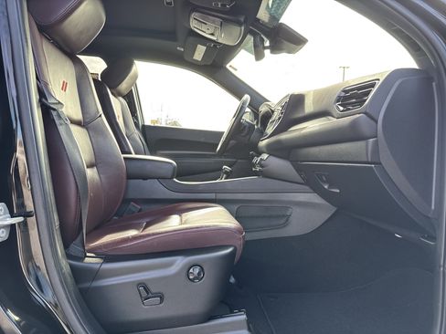 Used 2023 Dodge Durango GT image 32