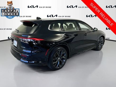 Used 2025 Toyota Crown Signia w/ Advanced Technology Package AWD/4WD image 7