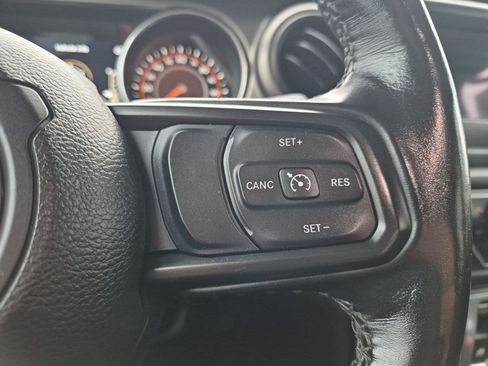 Used 2021 Jeep Wrangler Sport AWD/4WD image 15