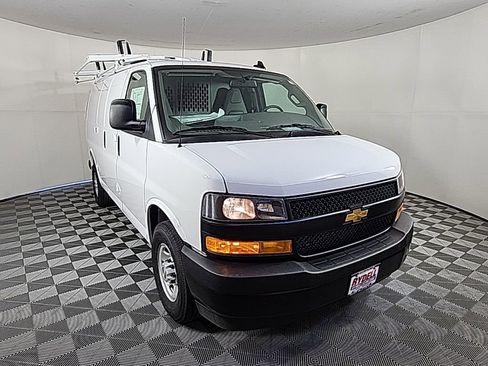 New 2025 Chevrolet Express 3500 w/ Driver Convenience Package image 2