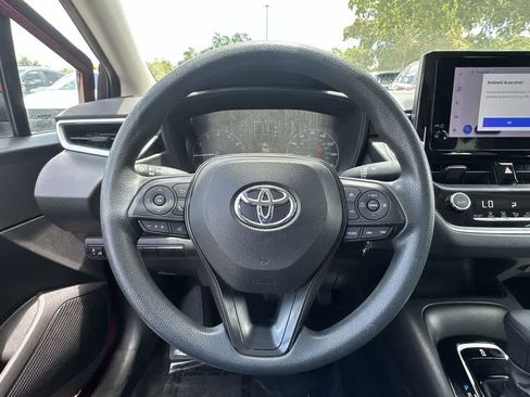 Used 2023 Toyota Corolla LE FWD image 22