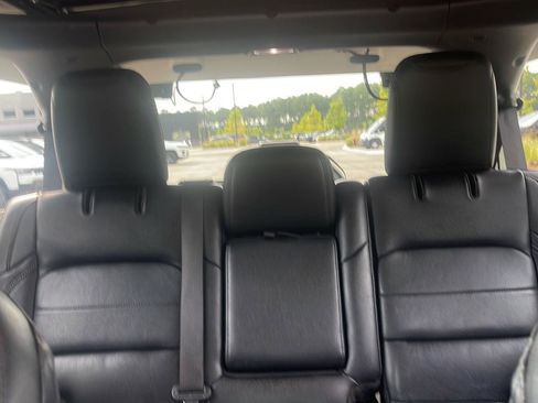 Used 2019 Jeep Wrangler Unlimited Sahara AWD/4WD image 21