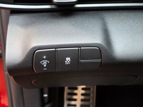 New 2026 Hyundai Elantra Sport image 28