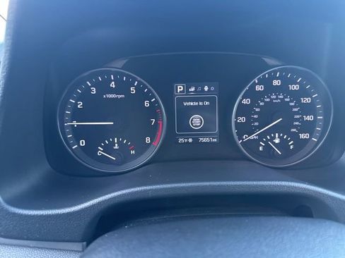 Used 2017 Hyundai Elantra Value Edition image 15