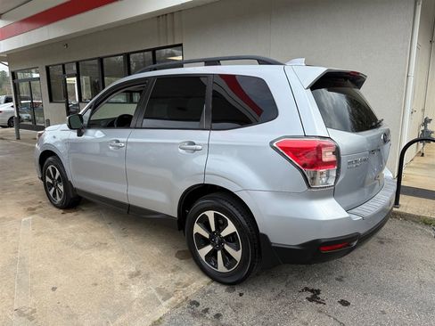 Used 2018 Subaru Forester 2.5i Premium image 14