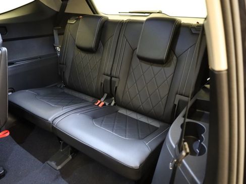 New 2026 Volkswagen Atlas SEL Premium R-Line image 38