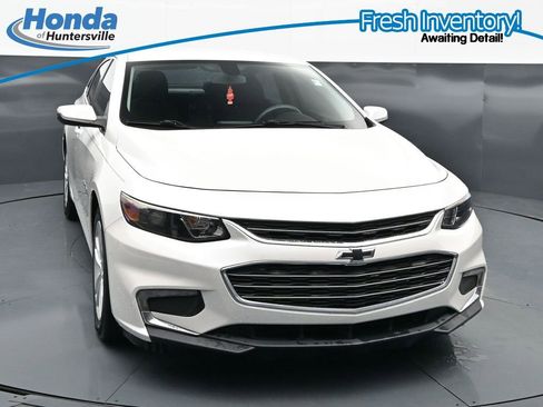 Used 2016 Chevrolet Malibu LT FWD image 1
