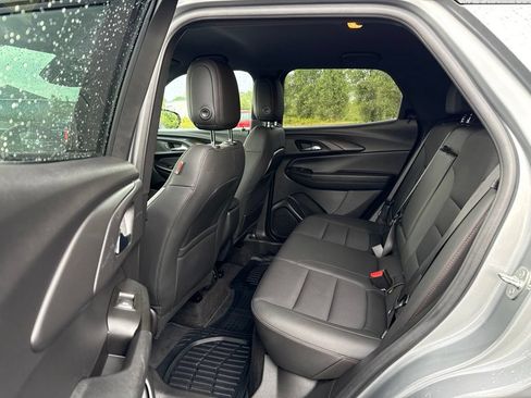 Used 2023 Chevrolet TrailBlazer RS w/ Convenience Package FWD image 20