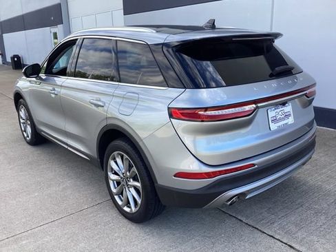 Used 2021 Lincoln Corsair AWD w/ Premium Package image 11
