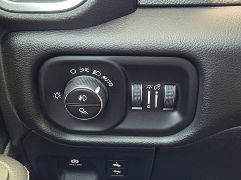 Used 2025 RAM 1500 Laramie w/ Sport Appearance Package AWD/4WD image 29
