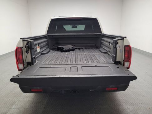 Used 2018 Honda Ridgeline RTL-T image 29