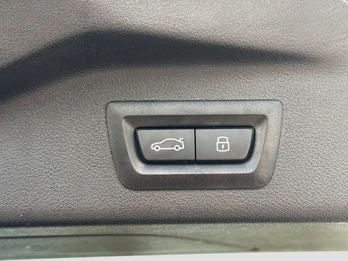 Certified 2024 BMW X7 xDrive40i image 15