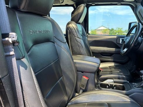 Used 2020 Jeep Gladiator Overland AWD/4WD image 25