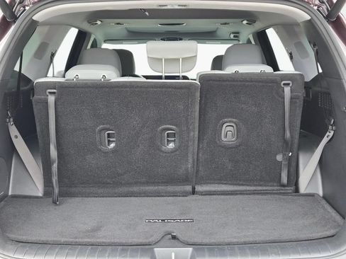 Certified 2024 Hyundai Palisade SEL w/ Premium Package FWD image 8