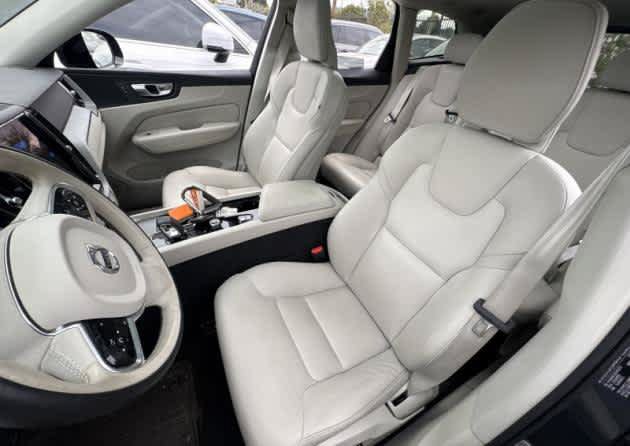 Used 2025 Volvo XC60 T8 Plus w/ Protection Package Premier AWD/4WD image 2