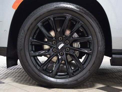 Used 2023 Cadillac Escalade Sport w/ LPO, ONYX Package image 29