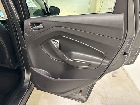 Used 2017 Ford Escape SE w/ SE Leather Comfort Package image 37