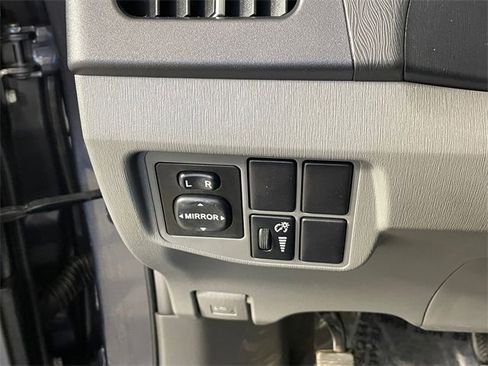 Used 2010 Toyota Prius II image 12