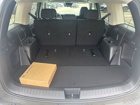 New 2026 Hyundai Santa Fe SE FWD image 10