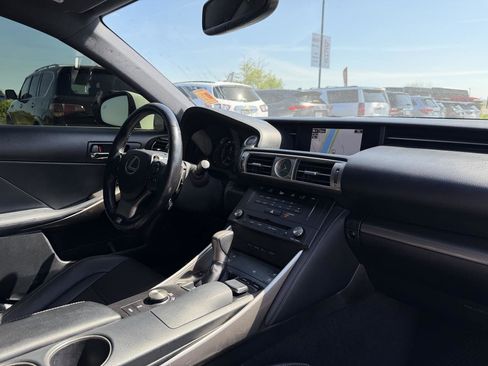 Used 2016 Lexus IS 200t w/ F Sport Package RWD image 17