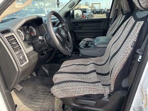 Used 2018 RAM 2500 Tradesman w/ Chrome Appearance Group image 13