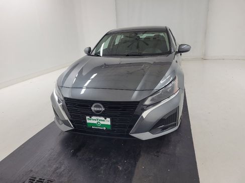 Used 2023 Nissan Altima 2.5 SV AWD/4WD image 15