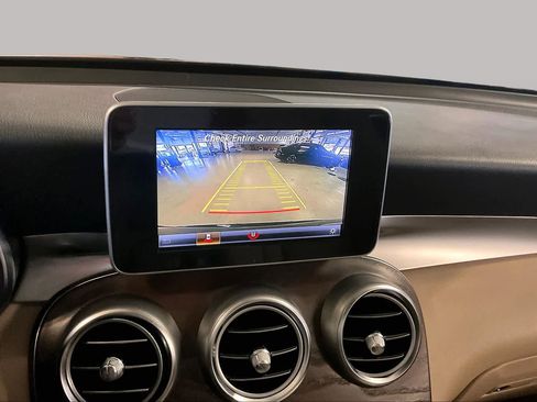Used 2019 Mercedes-Benz GLC 300 image 27