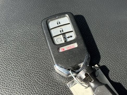 Used 2021 Honda Accord Sport image 11