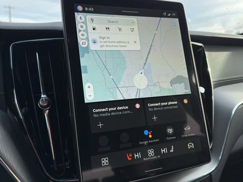 New 2026 Volvo XC60 B5 Ultra w/ Climate Package image 21