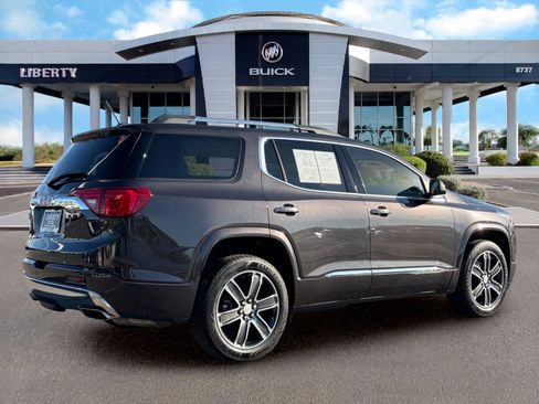 Used 2019 GMC Acadia Denali w/ Technology Package FWD image 4