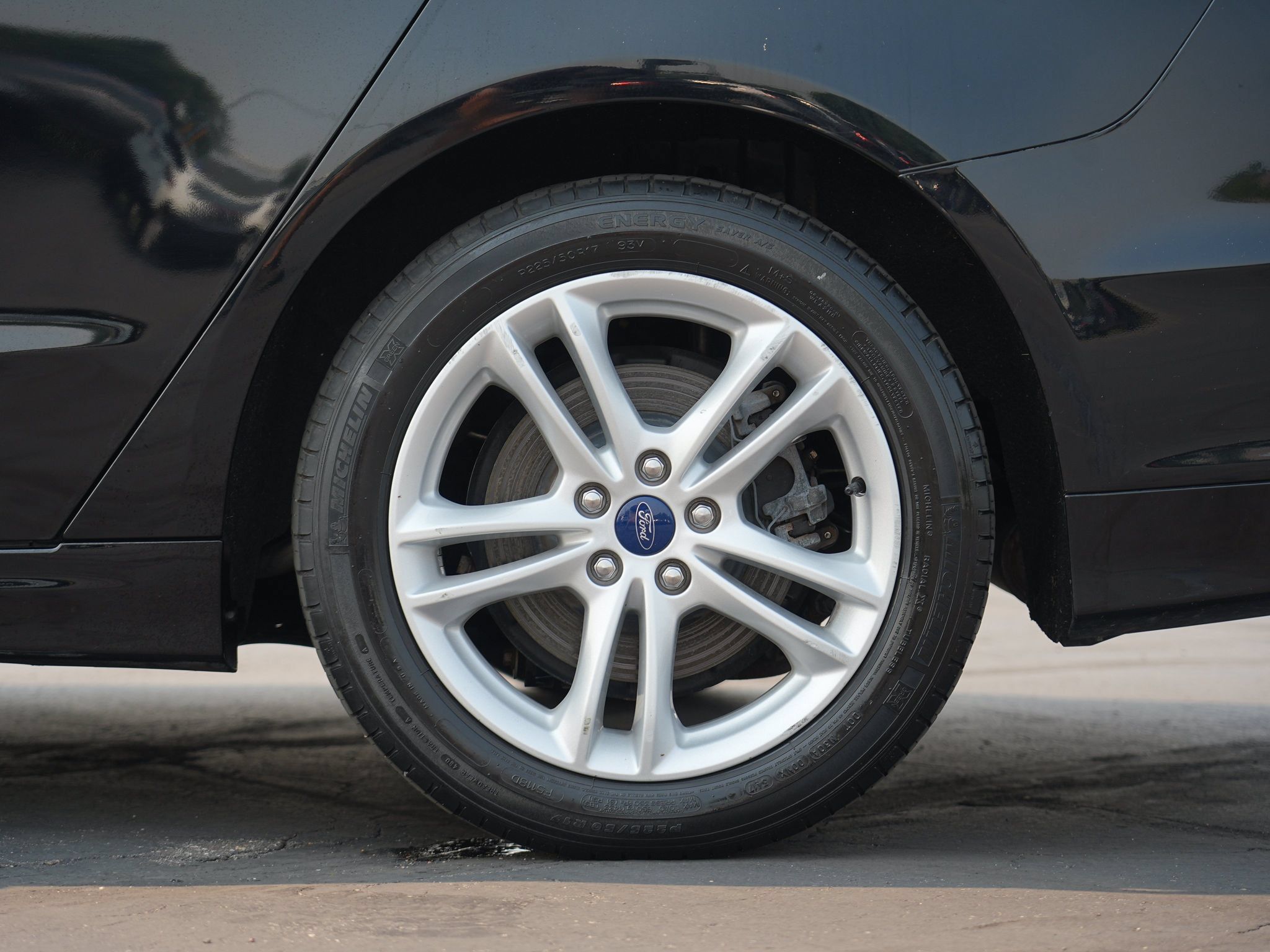 Used 2018 Ford Fusion S FWD image 12