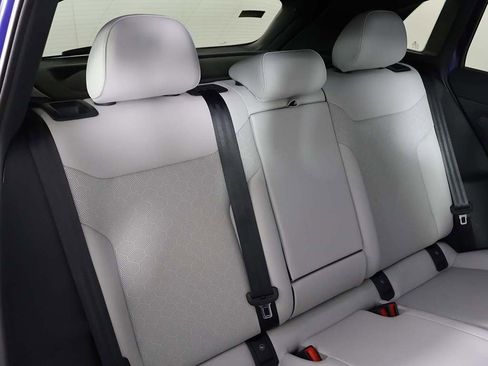 Used 2021 Volkswagen ID.4 Pro S image 35