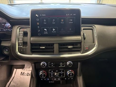 Used 2023 GMC Yukon XL SLT w/ SLT Luxury Package AWD/4WD image 19