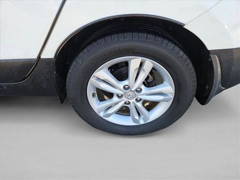 Used 2013 Hyundai Tucson GLS image 9