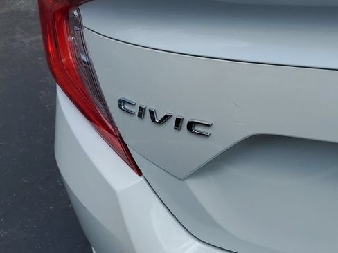 Used 2021 Honda Civic Sport image 7