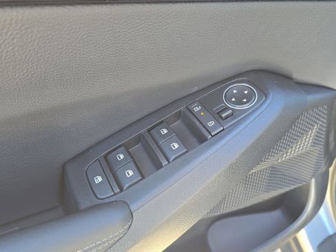 New 2026 Kia Seltos S FWD image 18