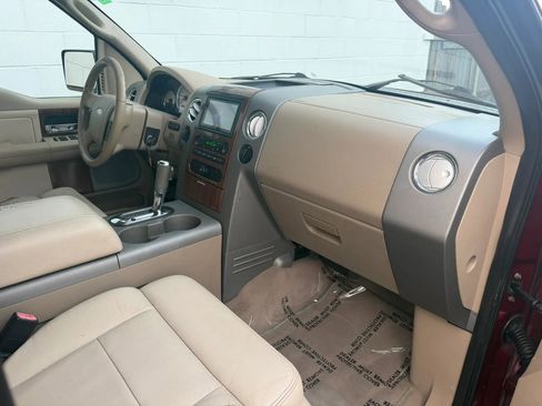 Used 2004 Ford F150 Lariat image 15